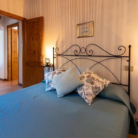 אקואפנדנטה Agriturismo Casale Le Crete מראה חיצוני תמונה