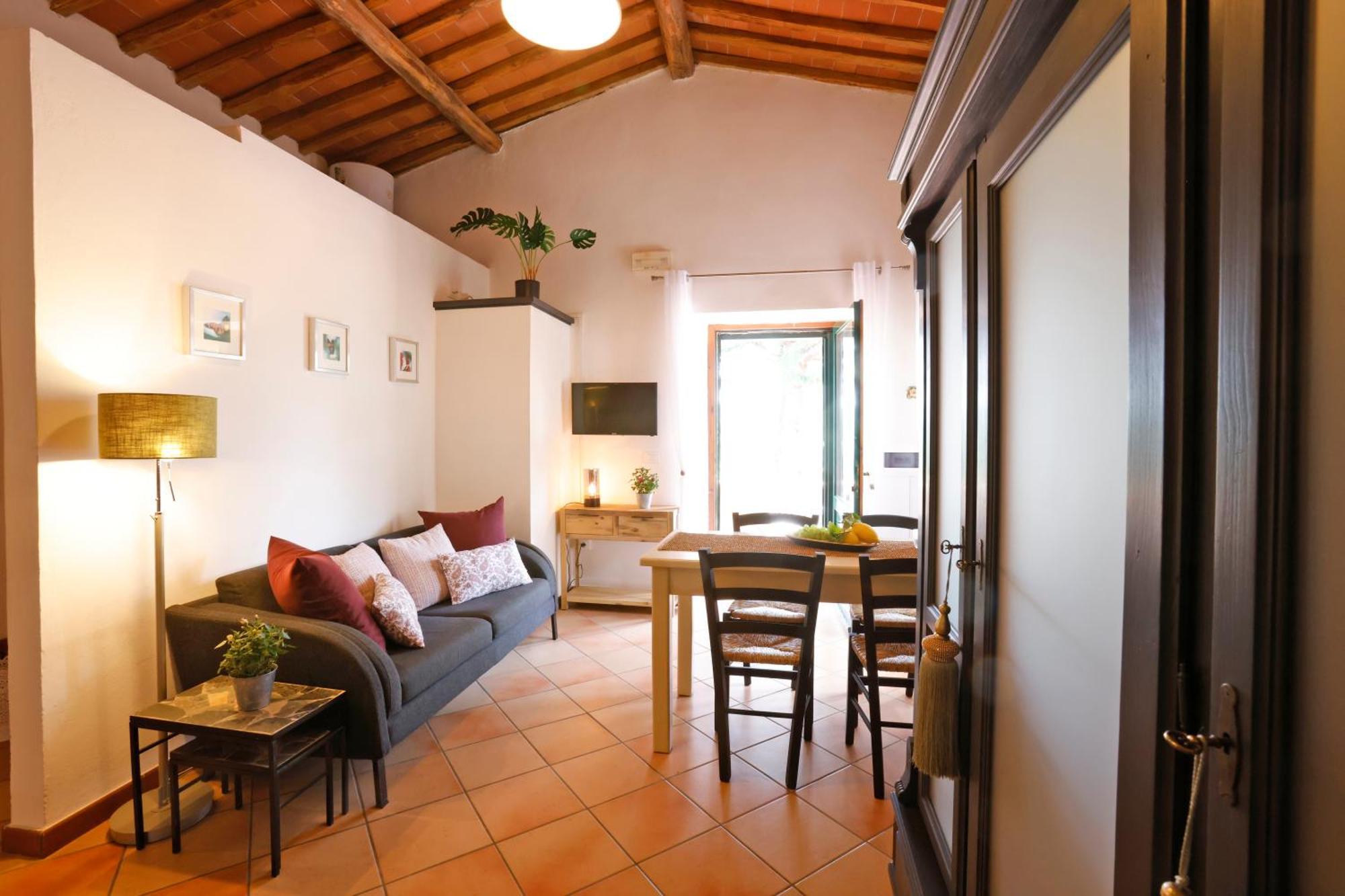 אקואפנדנטה Agriturismo Casale Le Crete מראה חיצוני תמונה