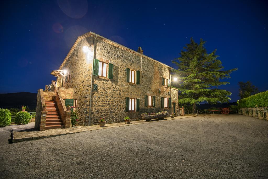 אקואפנדנטה Agriturismo Casale Le Crete מראה חיצוני תמונה